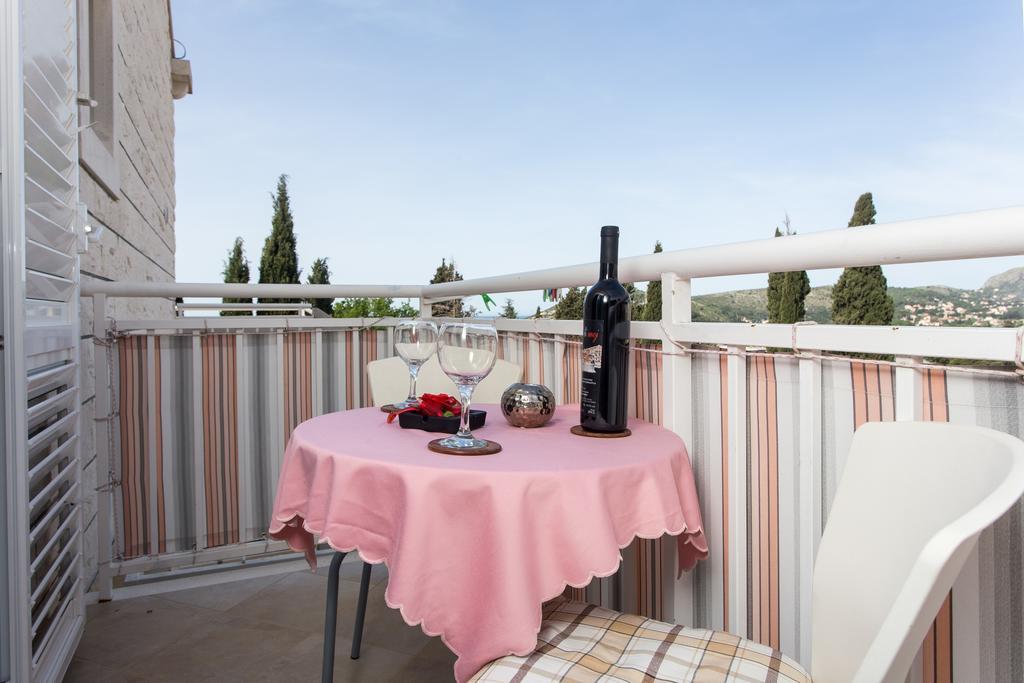 Apartments Mira Млини Екстериор снимка