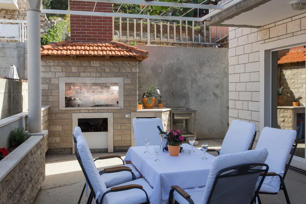 Apartments Mira Млини Екстериор снимка