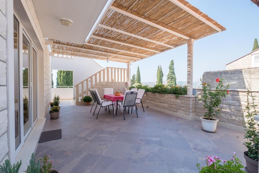 Apartments Mira Млини Екстериор снимка